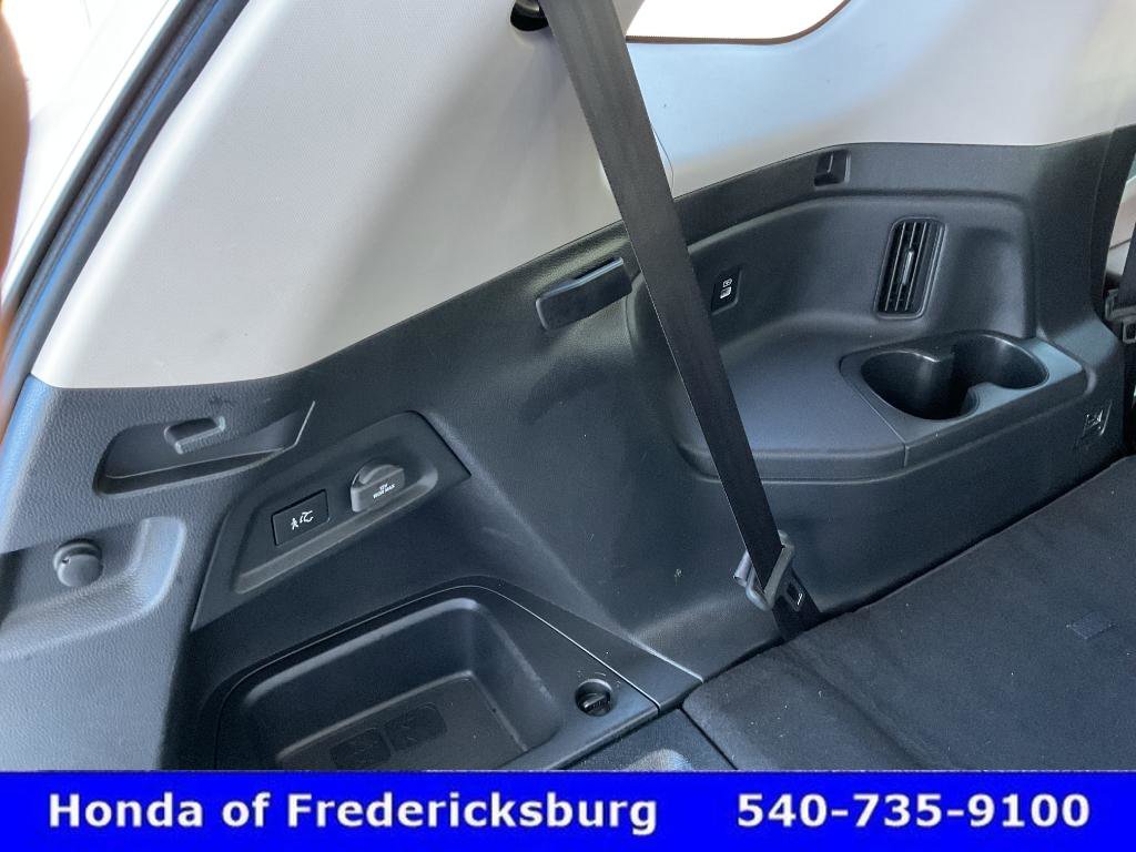 Used 2023 Honda Pilot Elite image 16