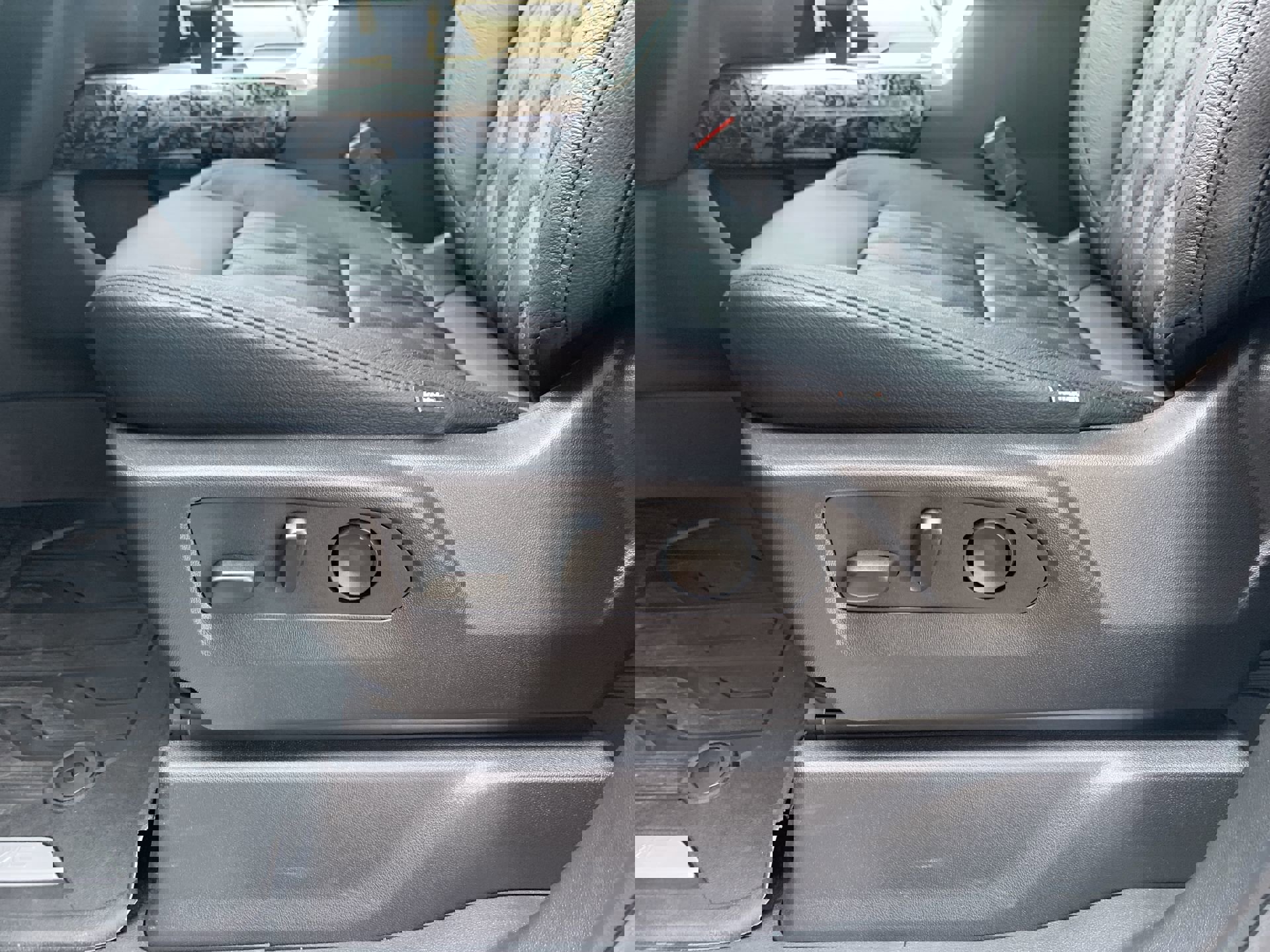 New 2025 GMC Sierra 1500 Elevation w/ Elevation Premium Package image 38