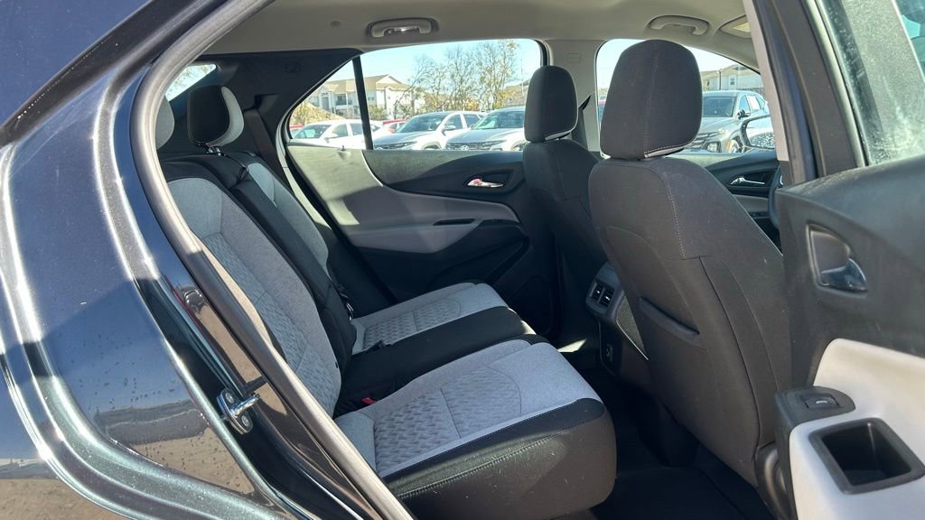 Used 2022 Chevrolet Equinox LS image 21