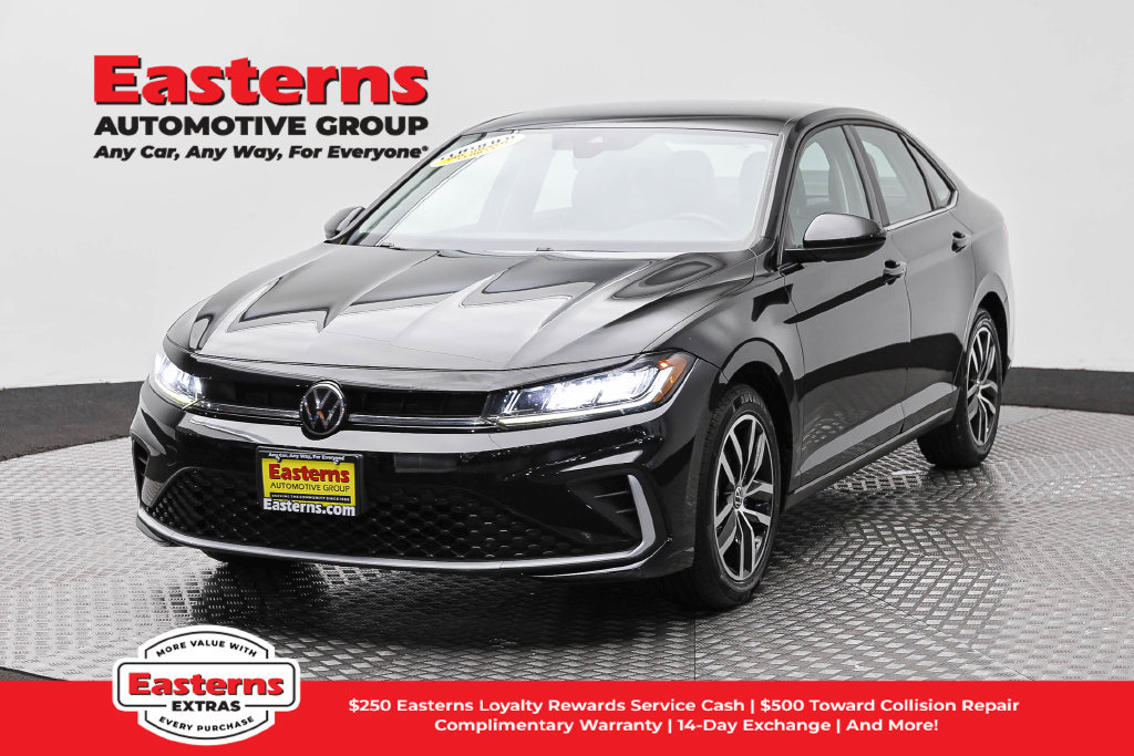 Used 2025 Volkswagen Jetta SE