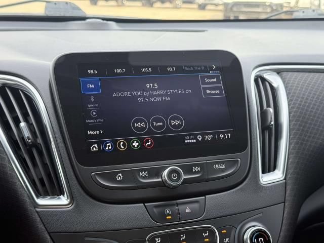 Used 2021 Chevrolet Malibu LT FWD image 22