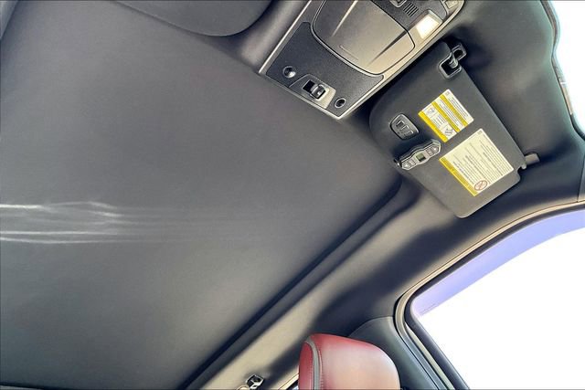 Used 2020 Ford F350 Platinum w/ FX4 Off-Road Package AWD/4WD image 17