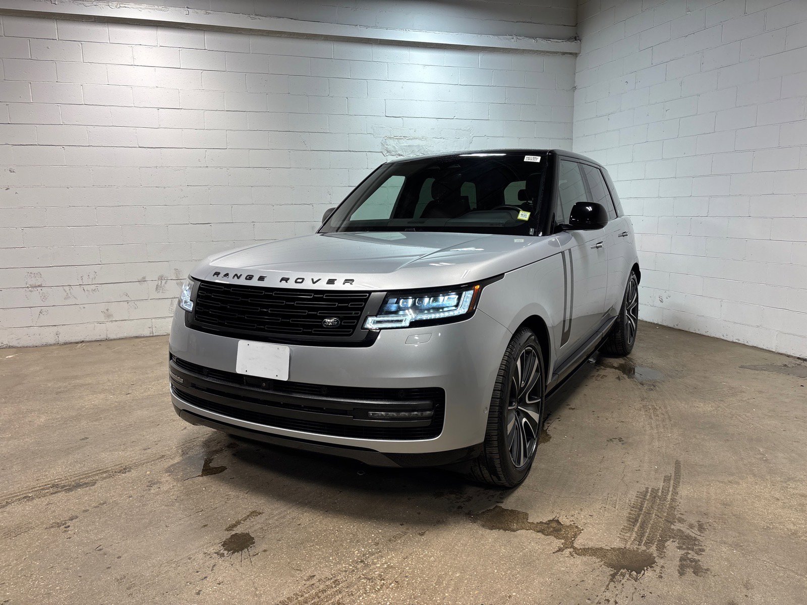 Used 2024 Land Rover Range Rover SE AWD/4WD video 2