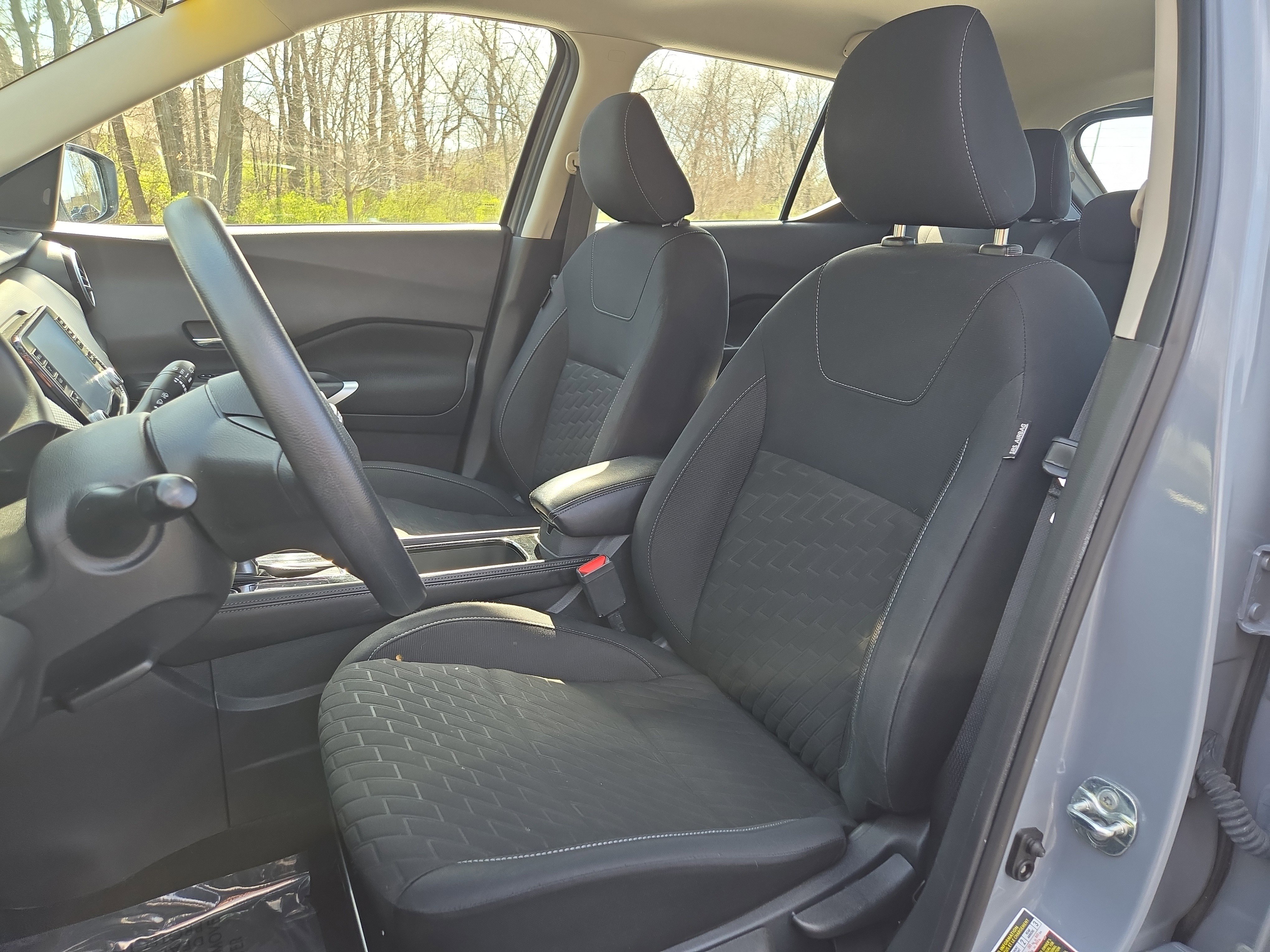 Used 2023 Nissan Kicks SV image 12