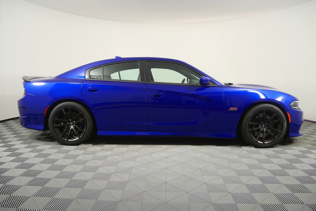 Used 2022 Dodge Charger Scat Pack w/ Dynamics Package image 2