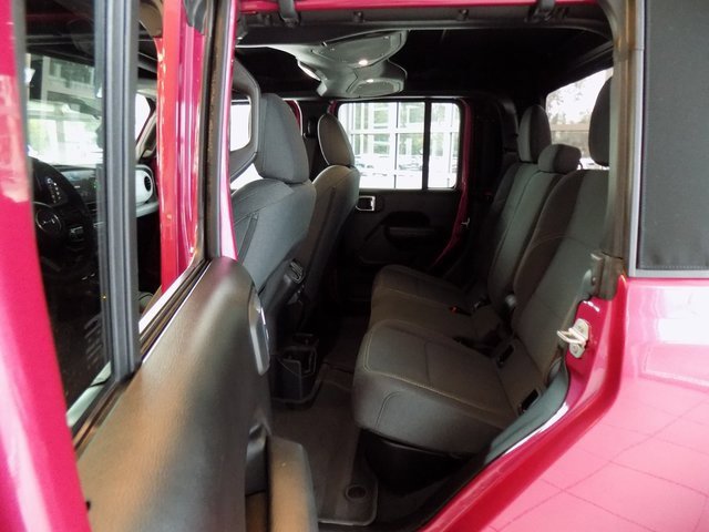 Certified 2024 Jeep Gladiator Sport image 22