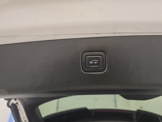 Used 2024 Chevrolet Blazer LT w/ Redline Edition FWD image 17