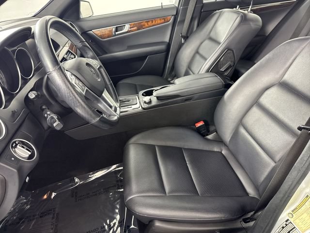 Used 2012 Mercedes-Benz C 300 4MATIC Sedan image 4