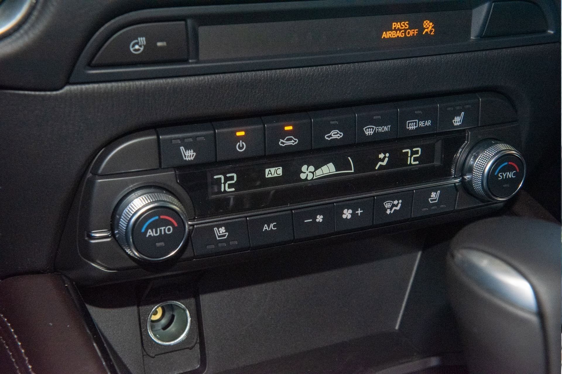 Used 2025 MAZDA CX-5 Signature image 24