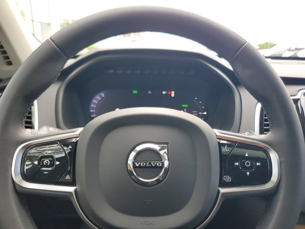 Certified 2024 Volvo XC90 T8 Plus w/ Protection Package Premier AWD/4WD image 21