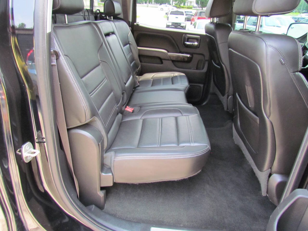 Used 2015 GMC Sierra 2500 Denali w/ Duramax Plus Package AWD/4WD image 14