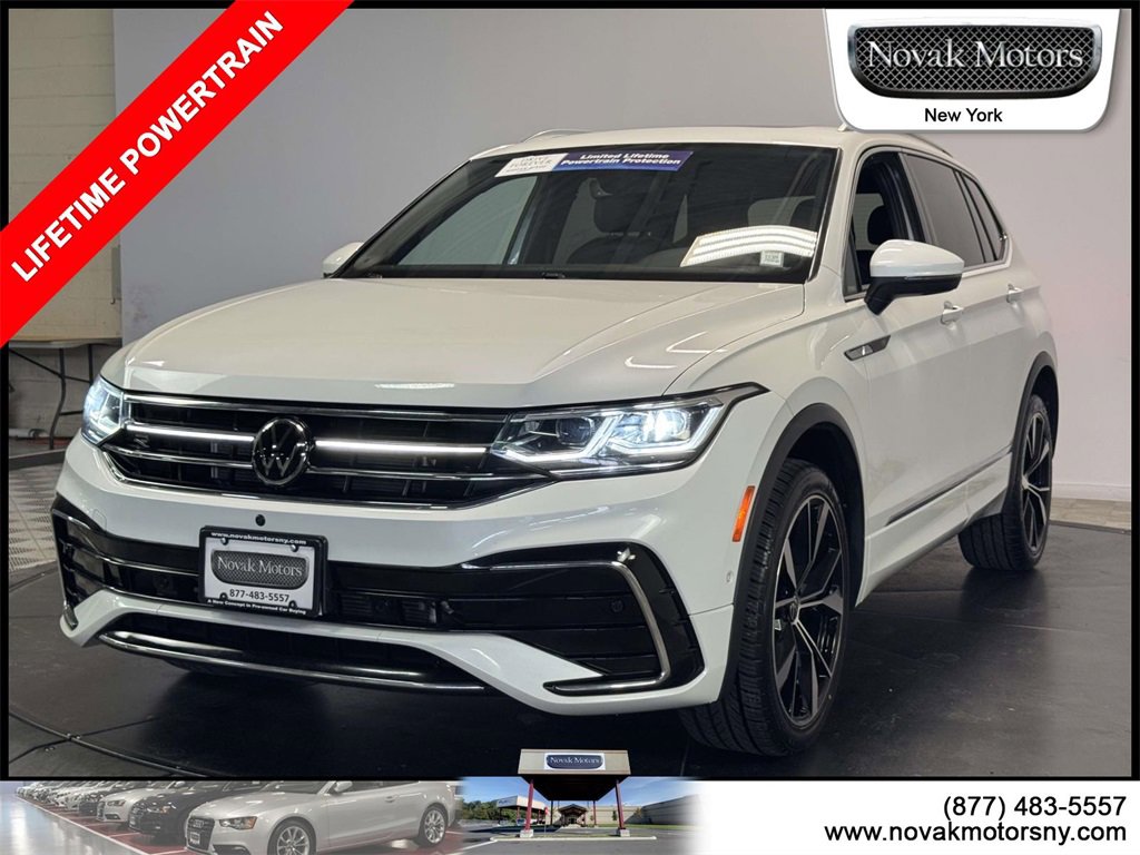 Used 2022 Volkswagen Tiguan SEL R-Line image 4
