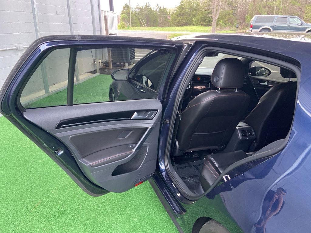 Used 2017 Volkswagen GTI Autobahn image 38