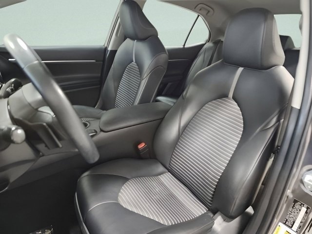 Used 2023 Toyota Camry SE FWD image 18