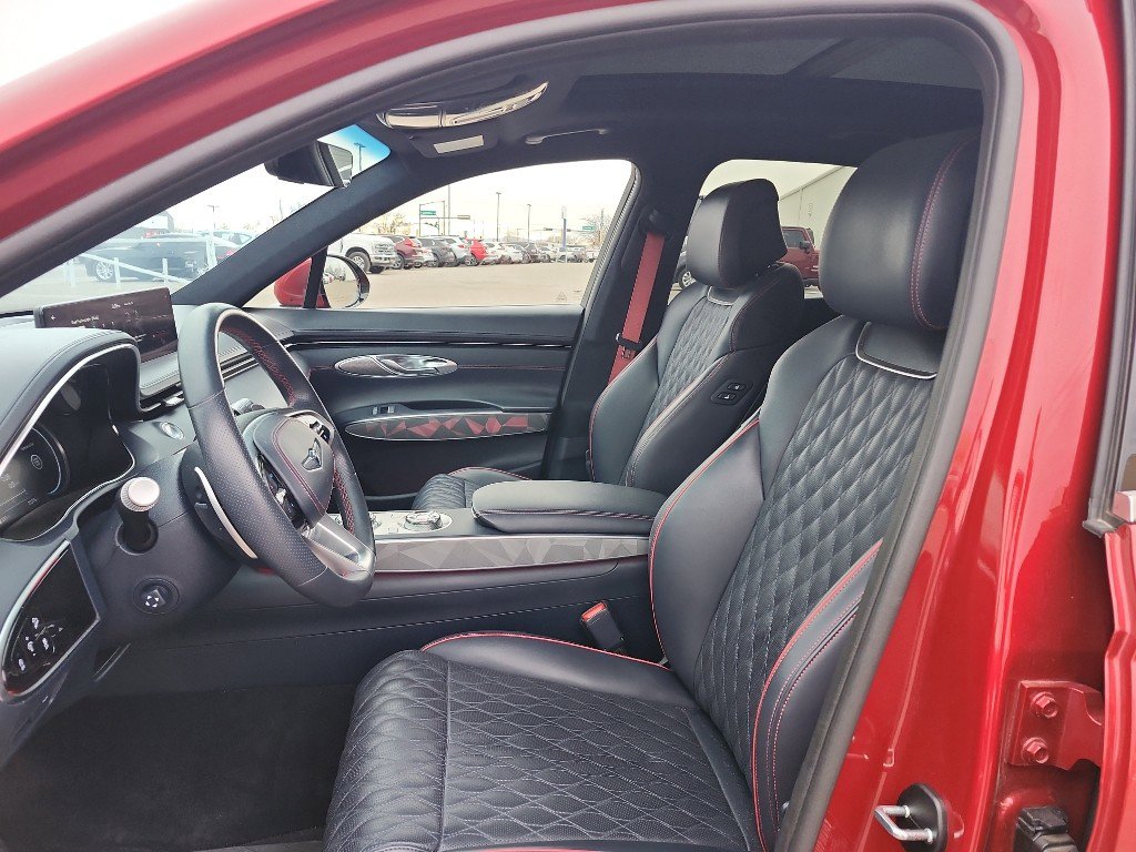 Used 2022 Genesis GV70 3.5T Sport w/ Sport Advanced Package image 15