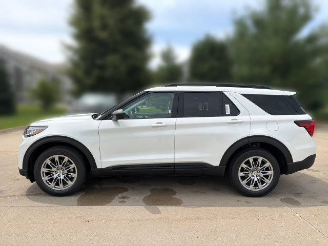 New 2026 Ford Explorer Active w/ Active Comfort Package AWD/4WD image 10