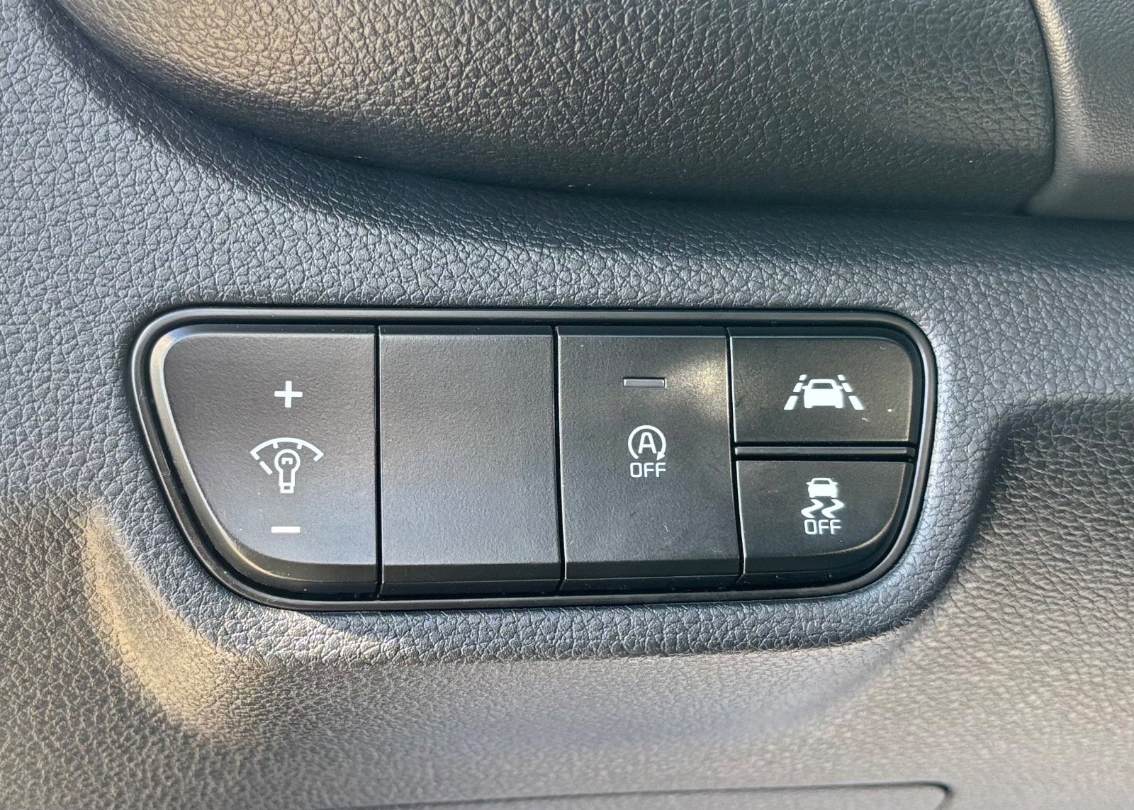 Used 2021 Kia Seltos SX image 26