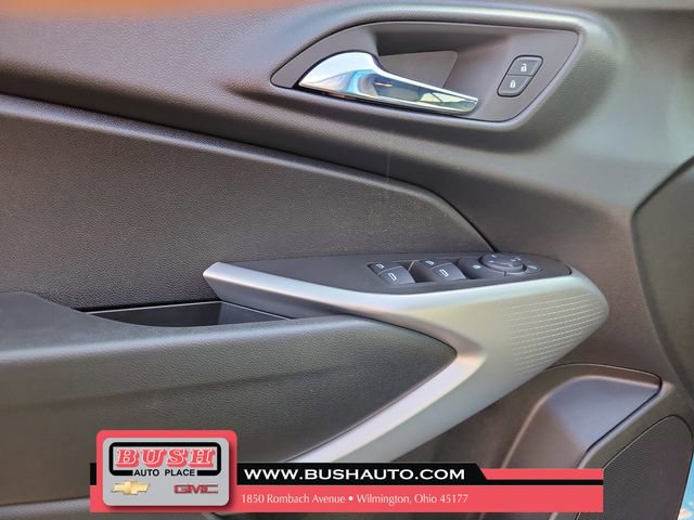 Used 2025 Chevrolet Trax RS w/ Driver Confidence Package image 20