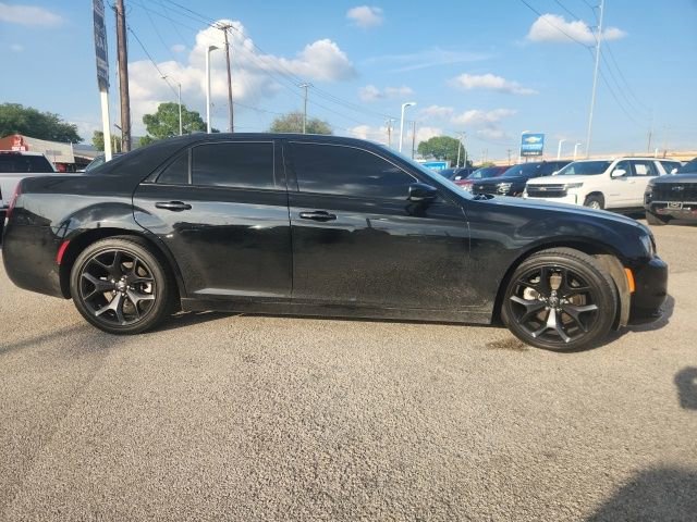 Used 2023 Chrysler 300 S RWD image 5