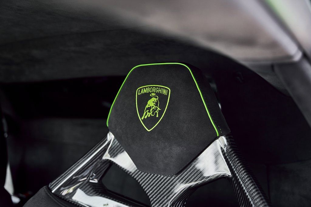 Used 2024 Lamborghini Huracan Sterrato image 43