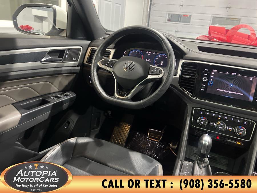 Used 2021 Volkswagen Atlas Cross Sport SEL Premium R-Line image 24