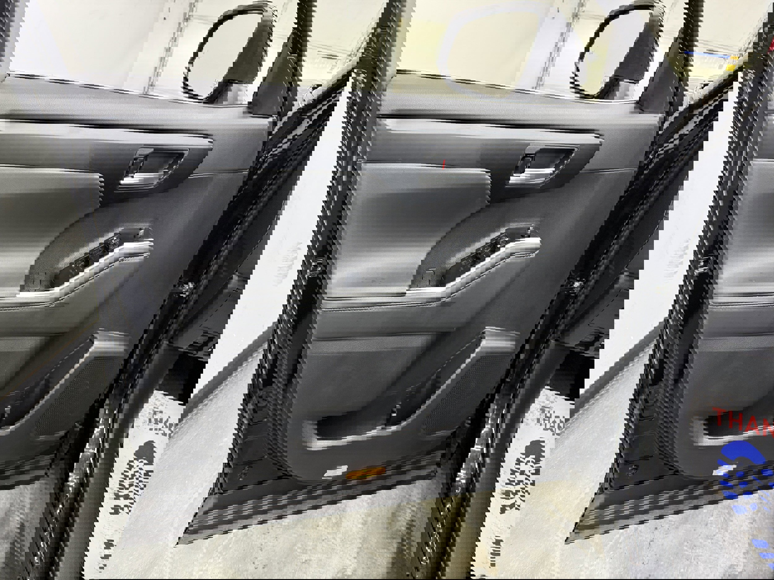 Used 2026 Toyota Grand Highlander XLE image 9