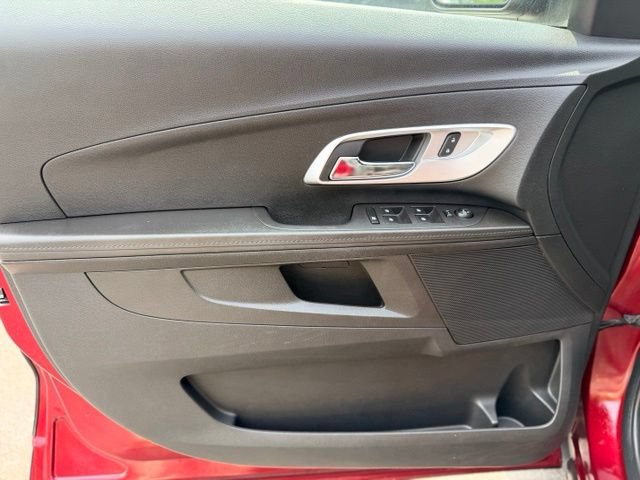 Used 2017 Chevrolet Equinox Premier w/ Enhanced Convenience Package FWD image 18