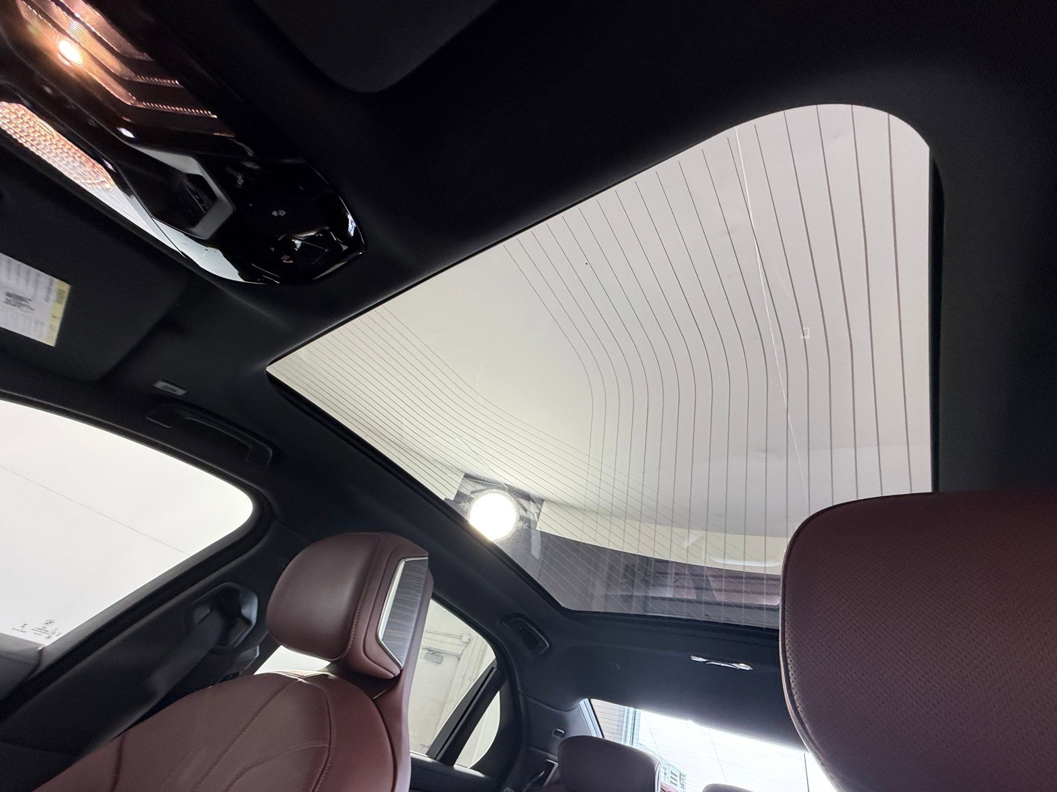 Used 2023 BMW i7 xDrive60 AWD/4WD image 15