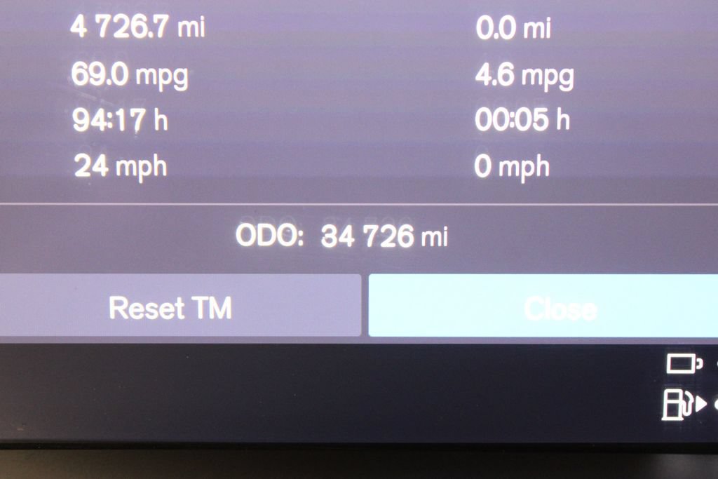Certified 2024 Volvo S60 T8 Plus w/ Climate Package AWD/4WD image 11