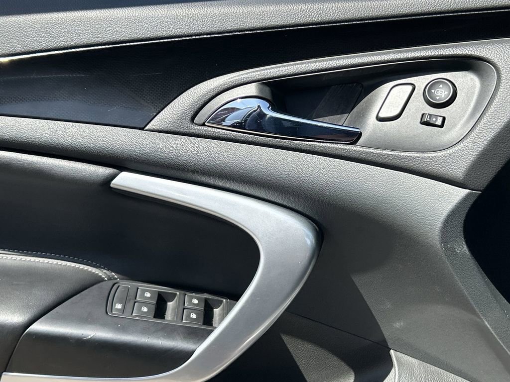 Used 2017 Buick Regal GS w/ Driver Confidence Package #2 image 24