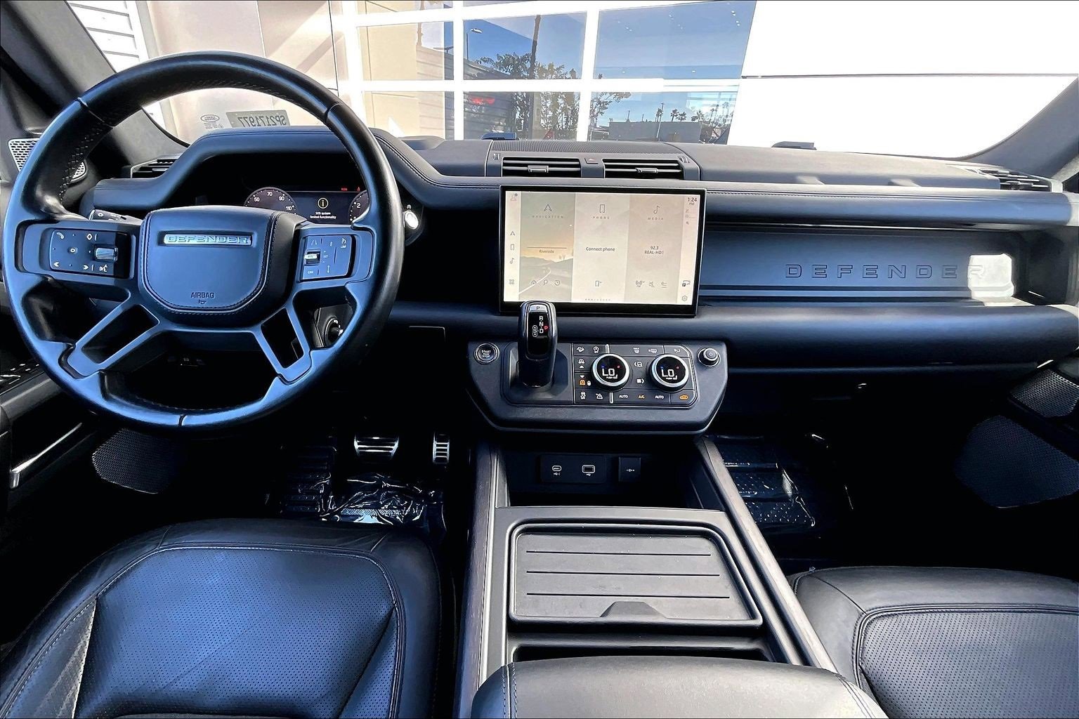 Used 2023 Land Rover Defender 130 X image 15