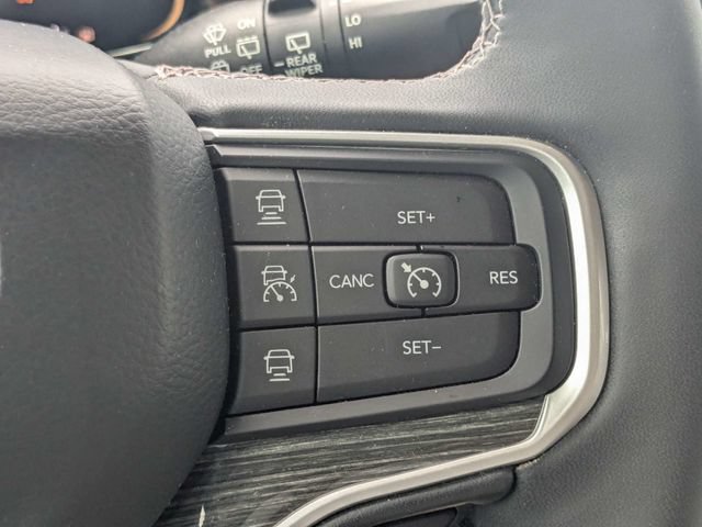 Used 2022 Jeep Wagoneer Series II w/ Convenience Group I AWD/4WD image 25