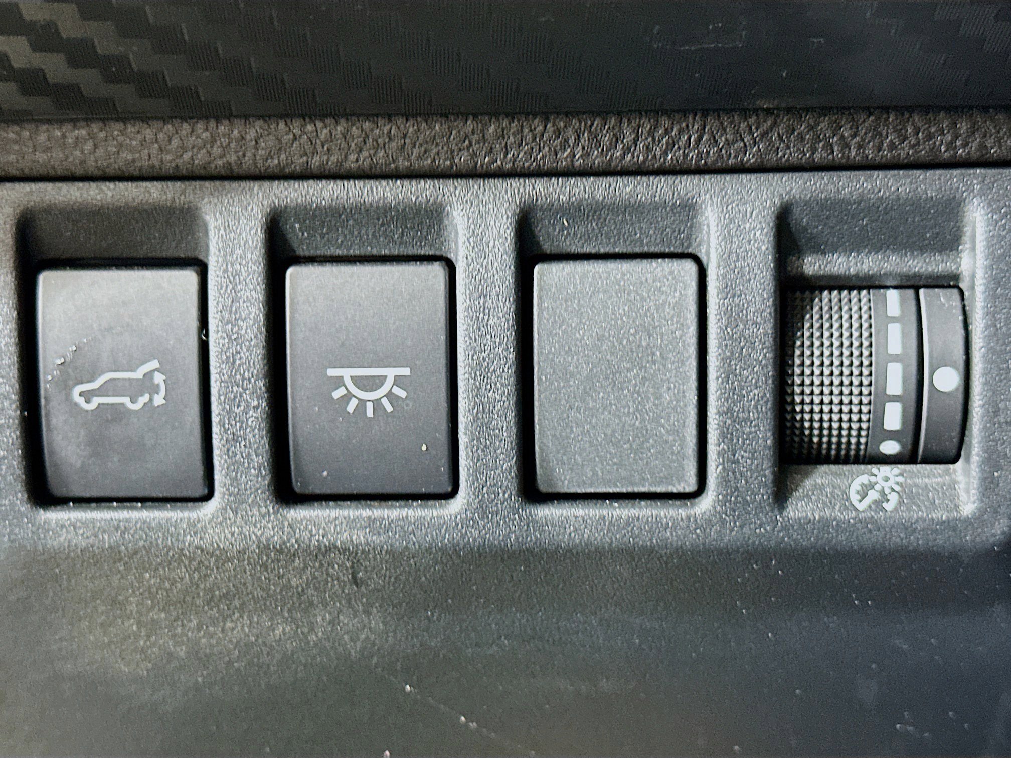 Used 2023 Subaru Ascent Premium w/ Convenience Package image 17