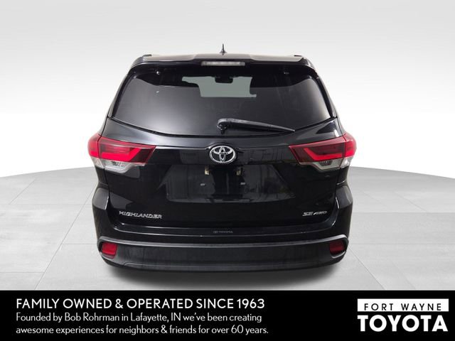 Used 2019 Toyota Highlander SE image 8