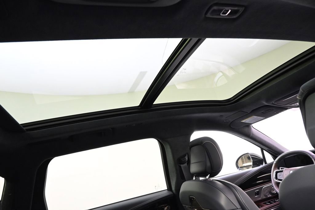 New 2026 Lincoln Nautilus Black Label w/ Jet Appearance Package image 17