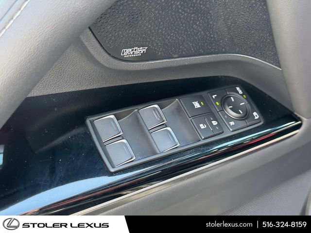Used 2023 Lexus LX 600 F Sport w/ Accessory Package (Z1) AWD/4WD image 19