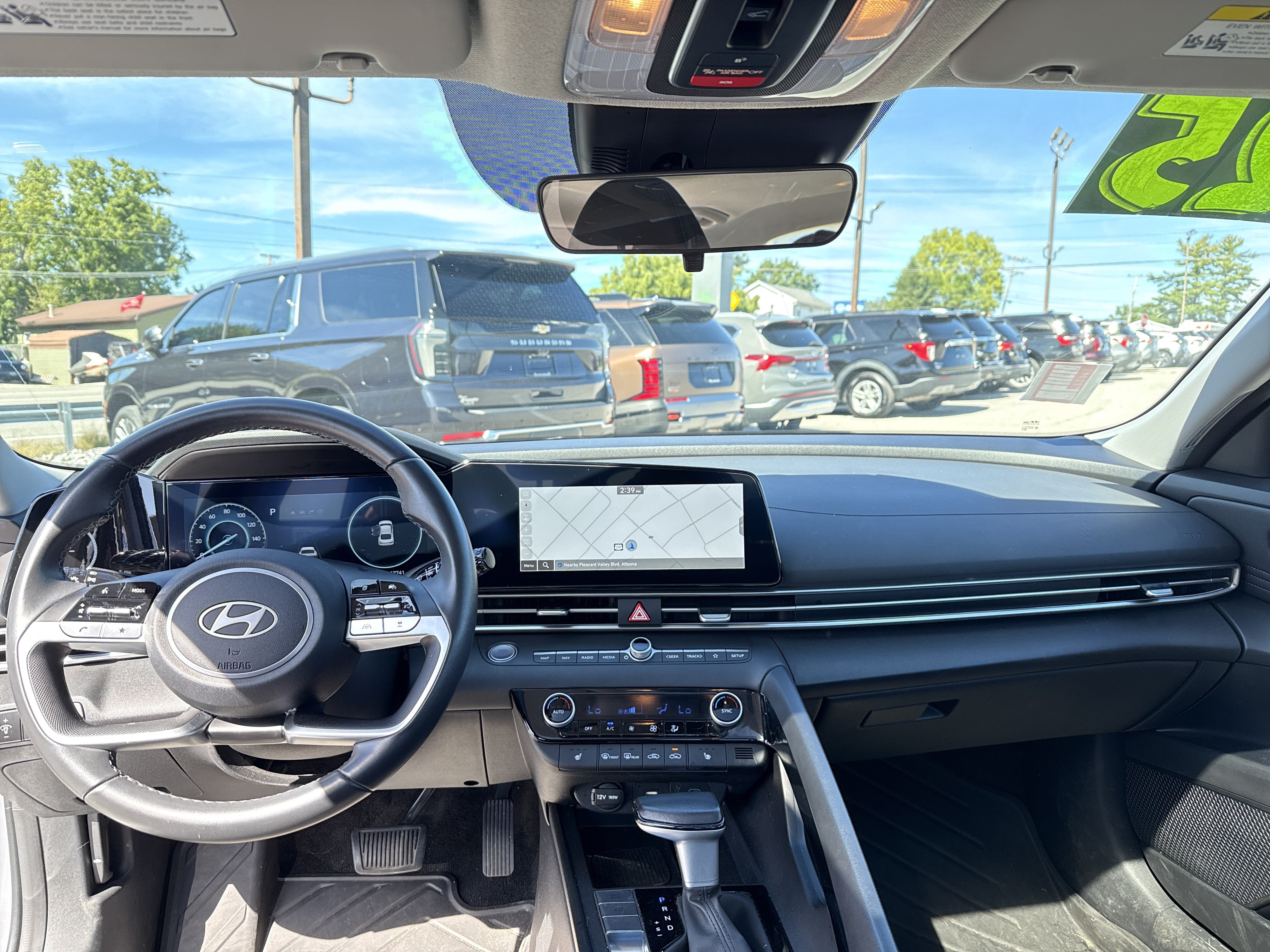 Certified 2025 Hyundai Elantra SEL FWD image 12