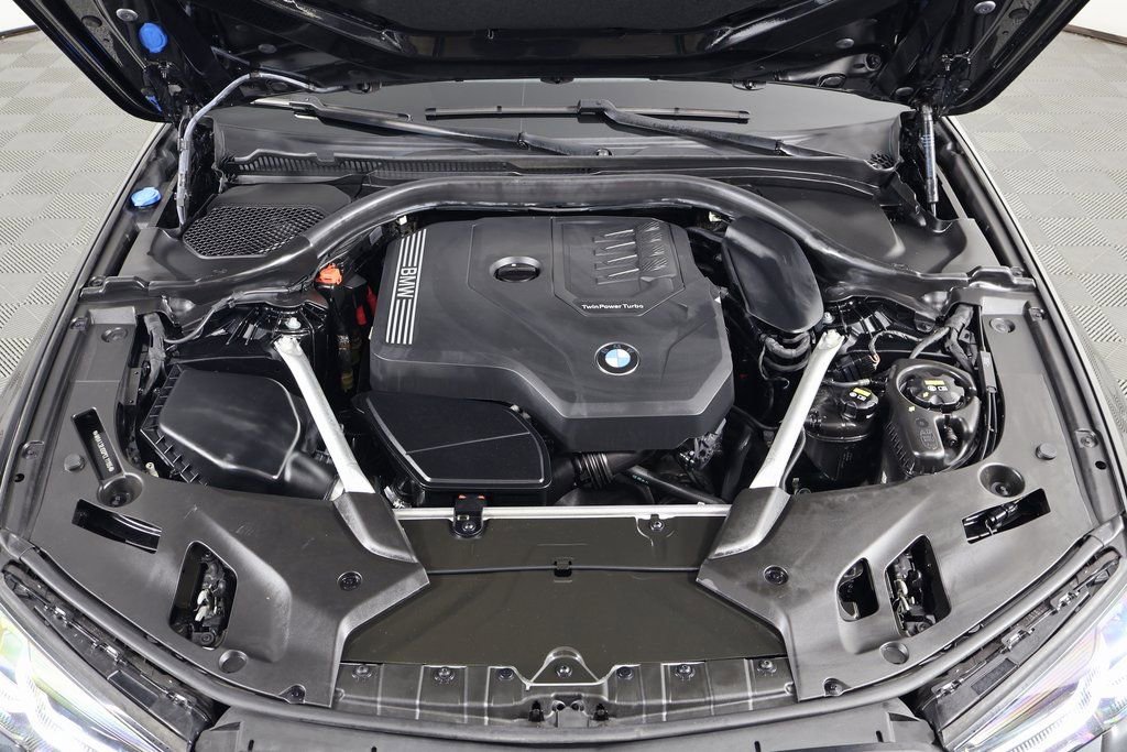 Used 2023 BMW 530i xDrive w/ M Sport Package AWD/4WD image 15