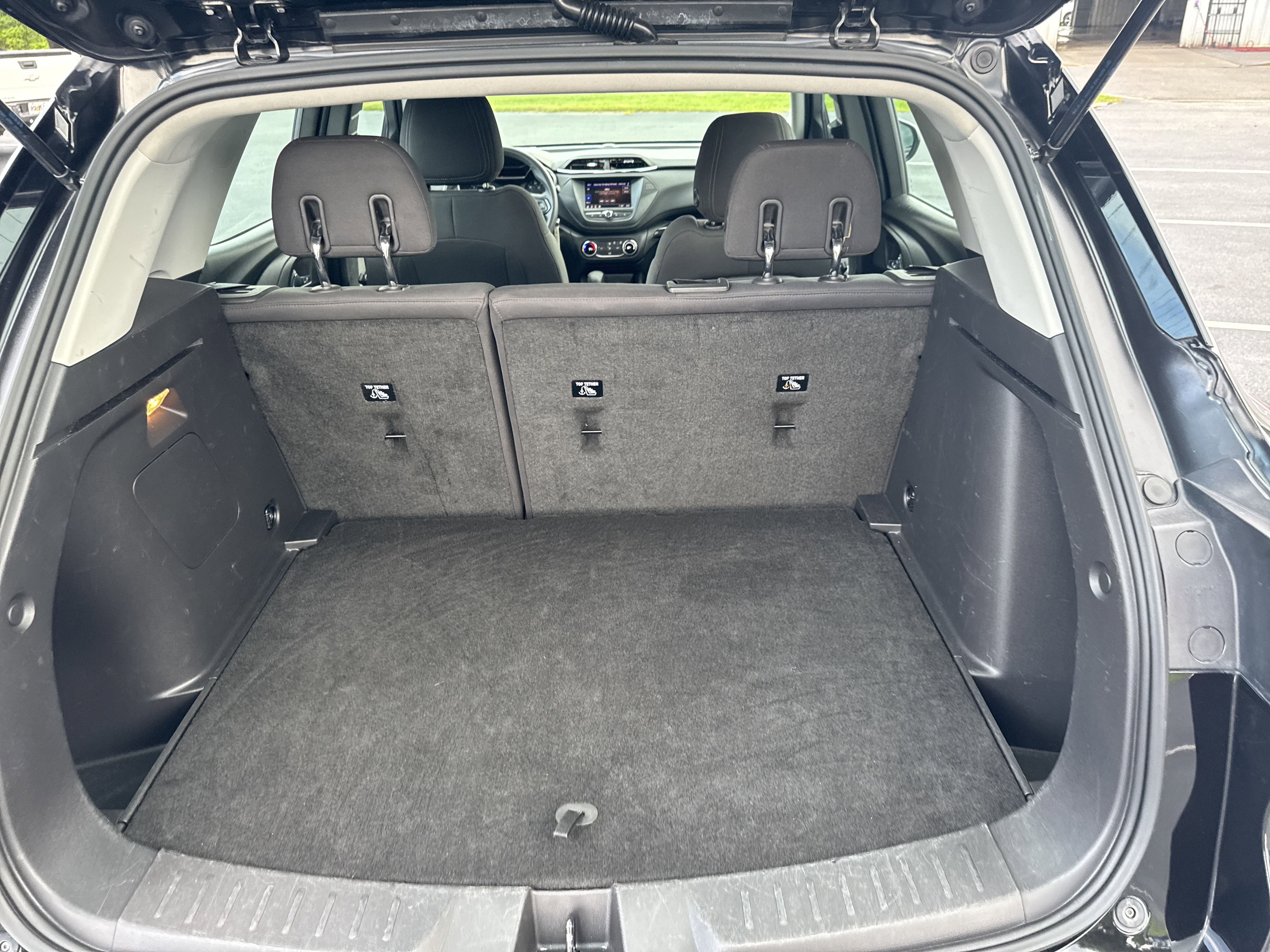 Used 2023 Chevrolet TrailBlazer LS image 35