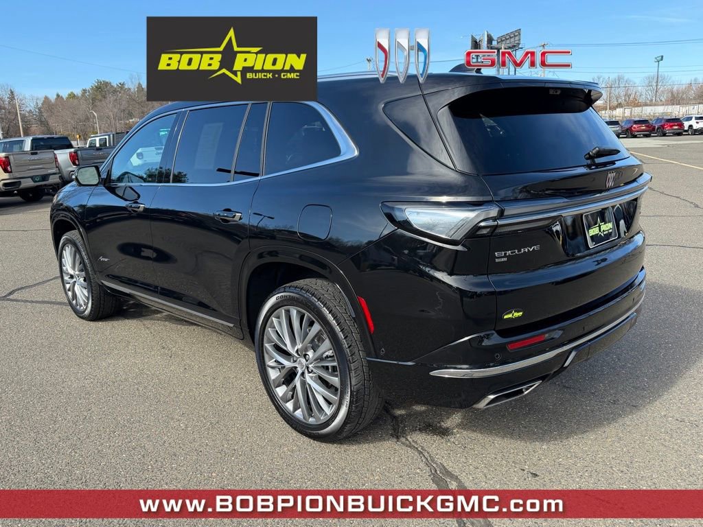 Used 2025 Buick Enclave Avenir w/ Super Cruise Package image 3