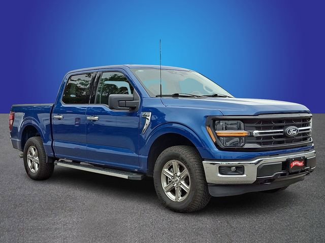 Used 2025 Ford F150 XLT w/ Equipment Group 301A Standard AWD/4WD image 3