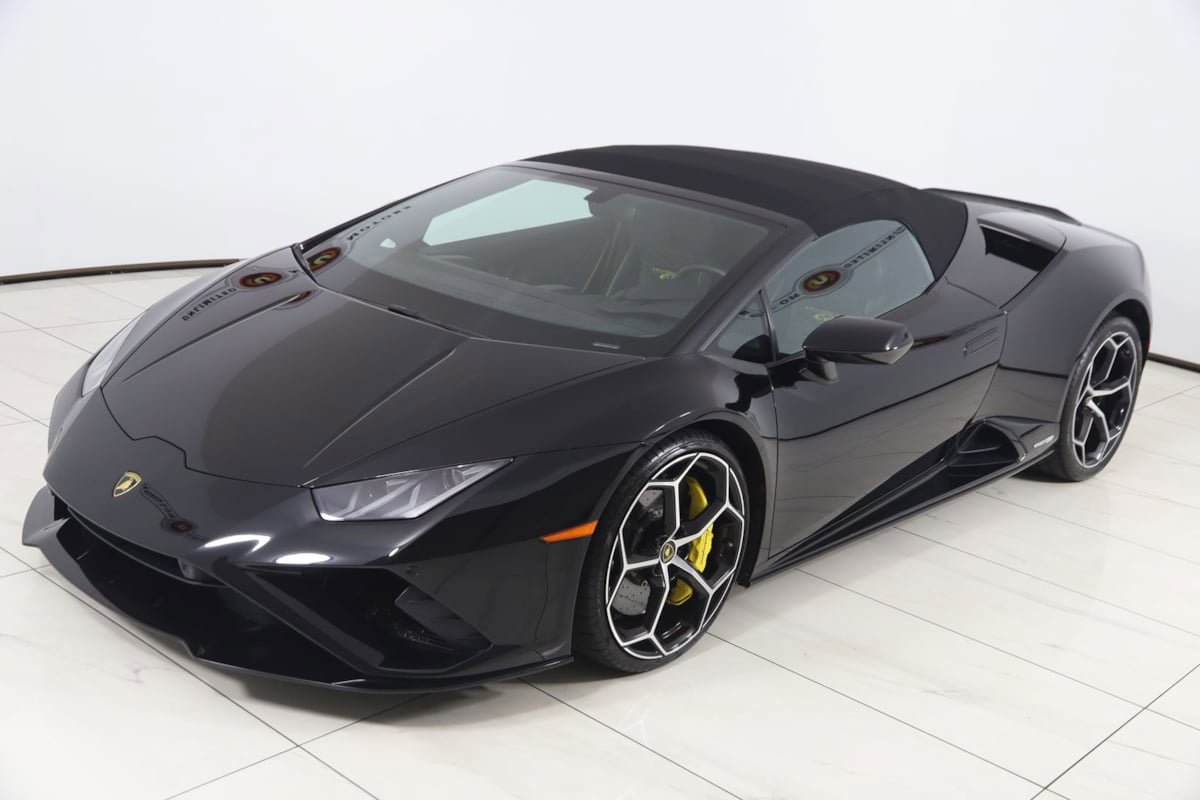Used 2023 Lamborghini Huracan EVO image 99