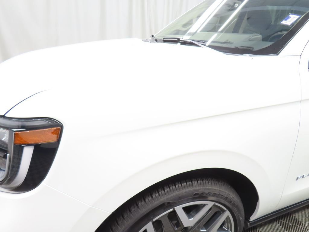 Used 2025 Ford Expedition Platinum w/ Platinum Ultimate Package AWD/4WD image 42