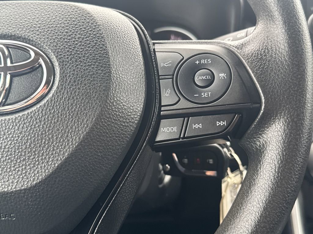 Used 2024 Toyota RAV4 LE image 19