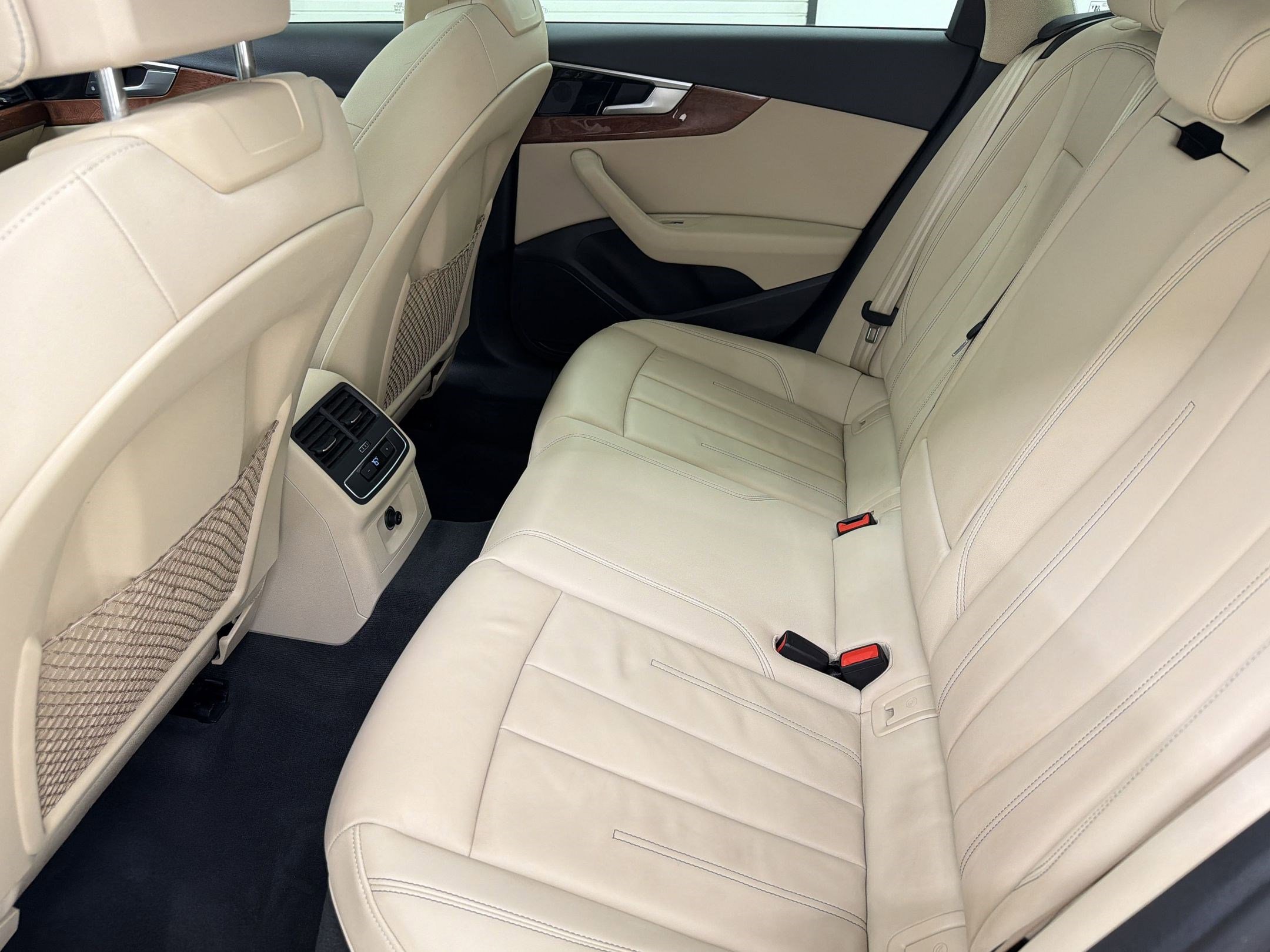 Used 2021 Audi A4 2.0T Premium w/ Convenience Package image 25