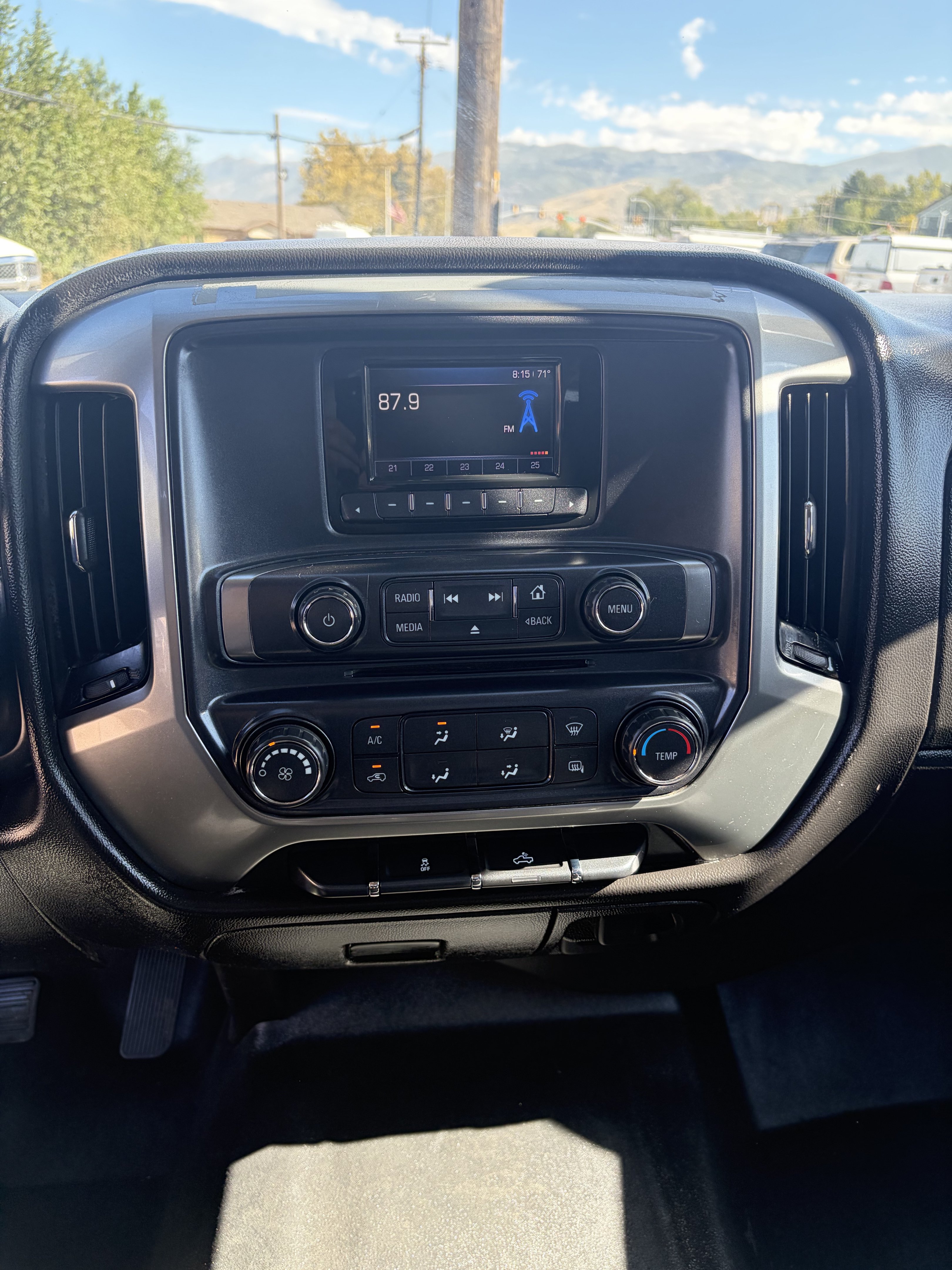 Used 2015 Chevrolet Silverado 3500 LT AWD/4WD image 18