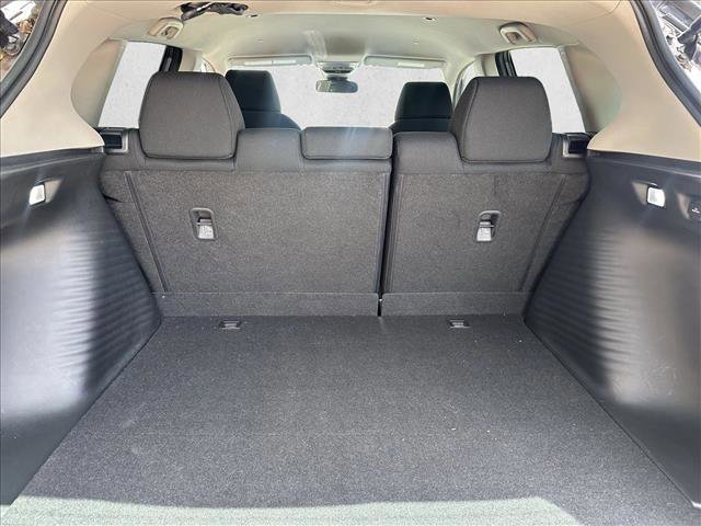 Used 2025 Honda HR-V LX image 5