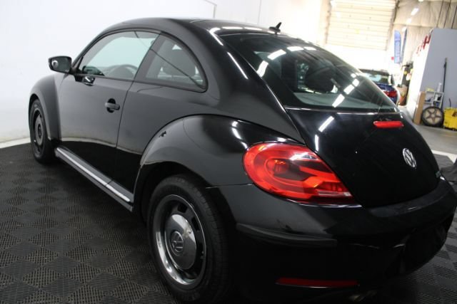 Used 2012 Volkswagen Beetle 2.5 FWD image 7