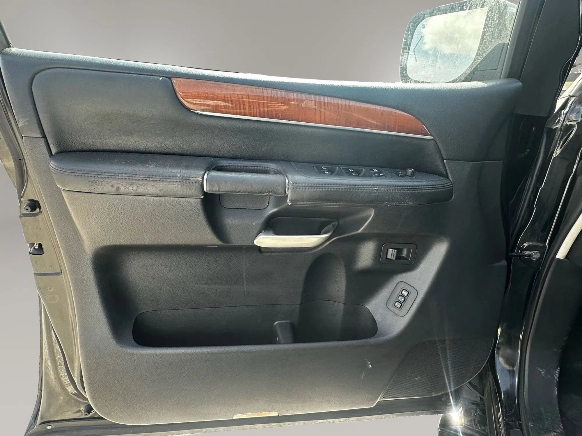 Used 2010 INFINITI QX56 2WD image 11