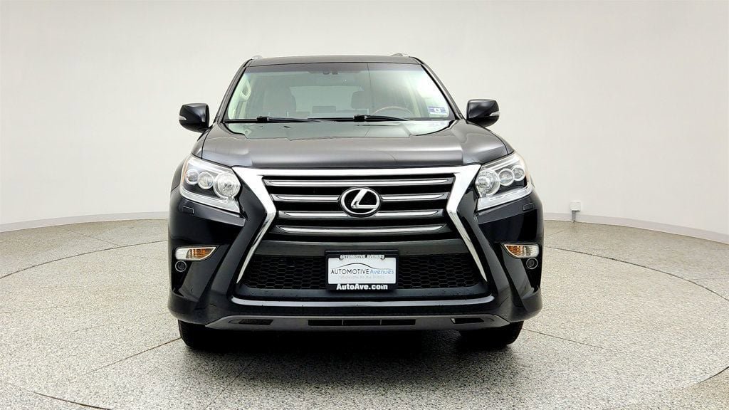 Used 2015 Lexus GX 460 w/ Premium Package AWD/4WD image 2